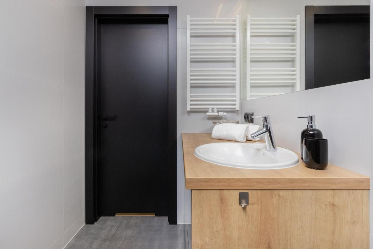 Apartament Przystan Letnica By Noclegi Renters Gdańsk Exteriör bild