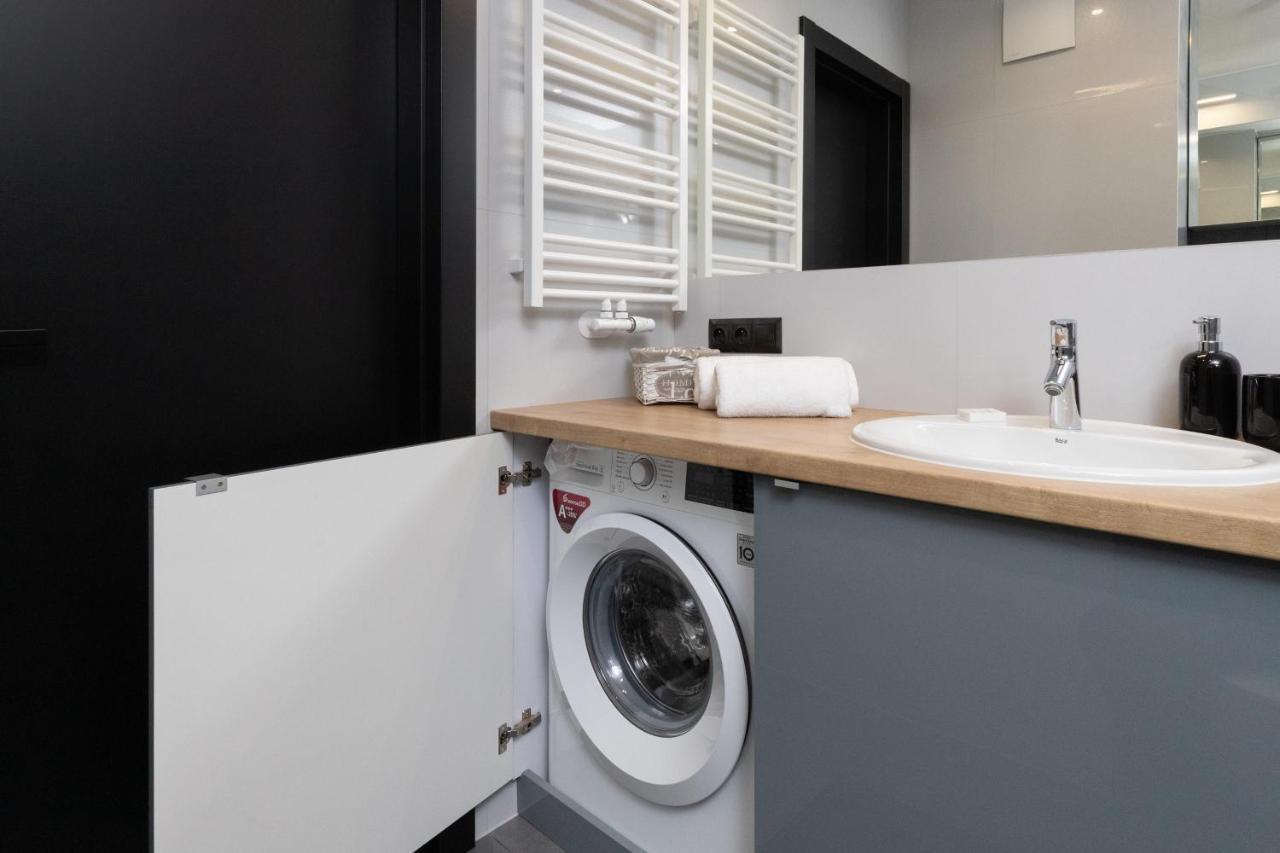 Apartament Przystan Letnica By Noclegi Renters Gdańsk Exteriör bild